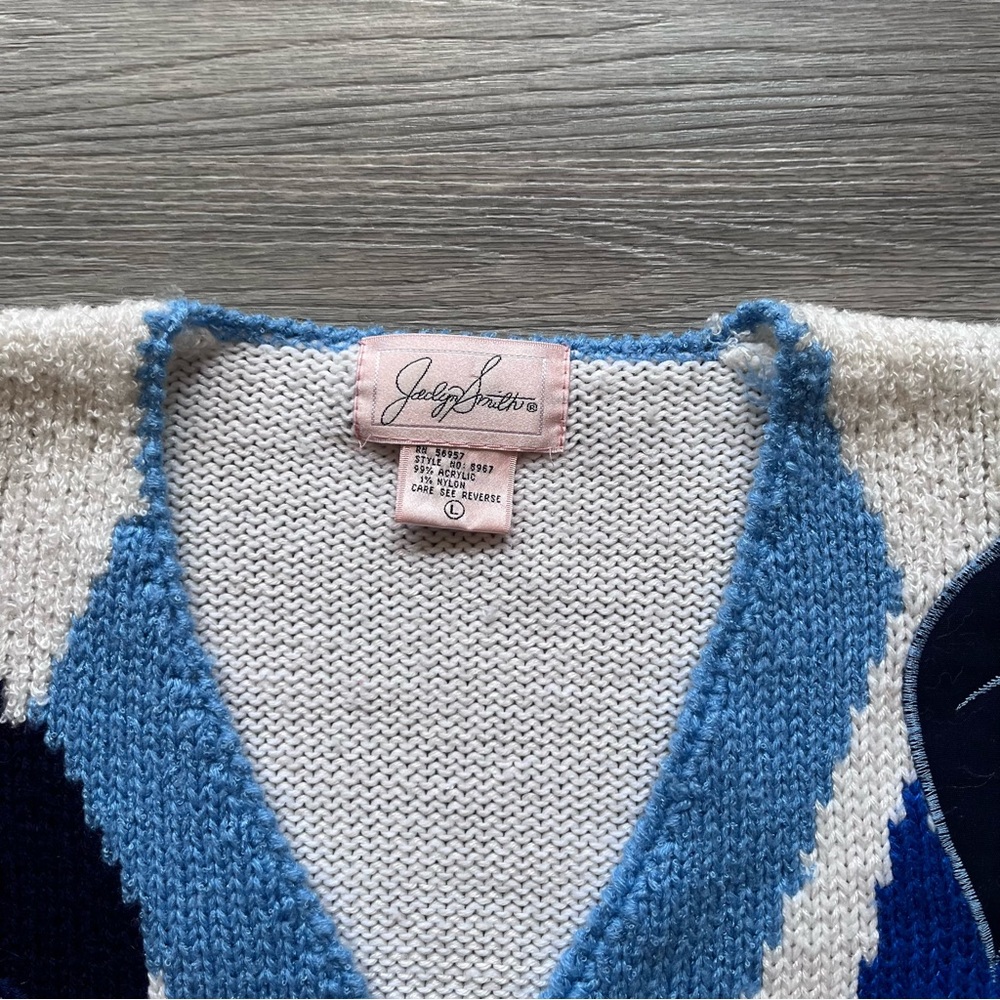 Vintage 80’s Floral Sweater White & Blue Appliqué - Picture 3 of 4